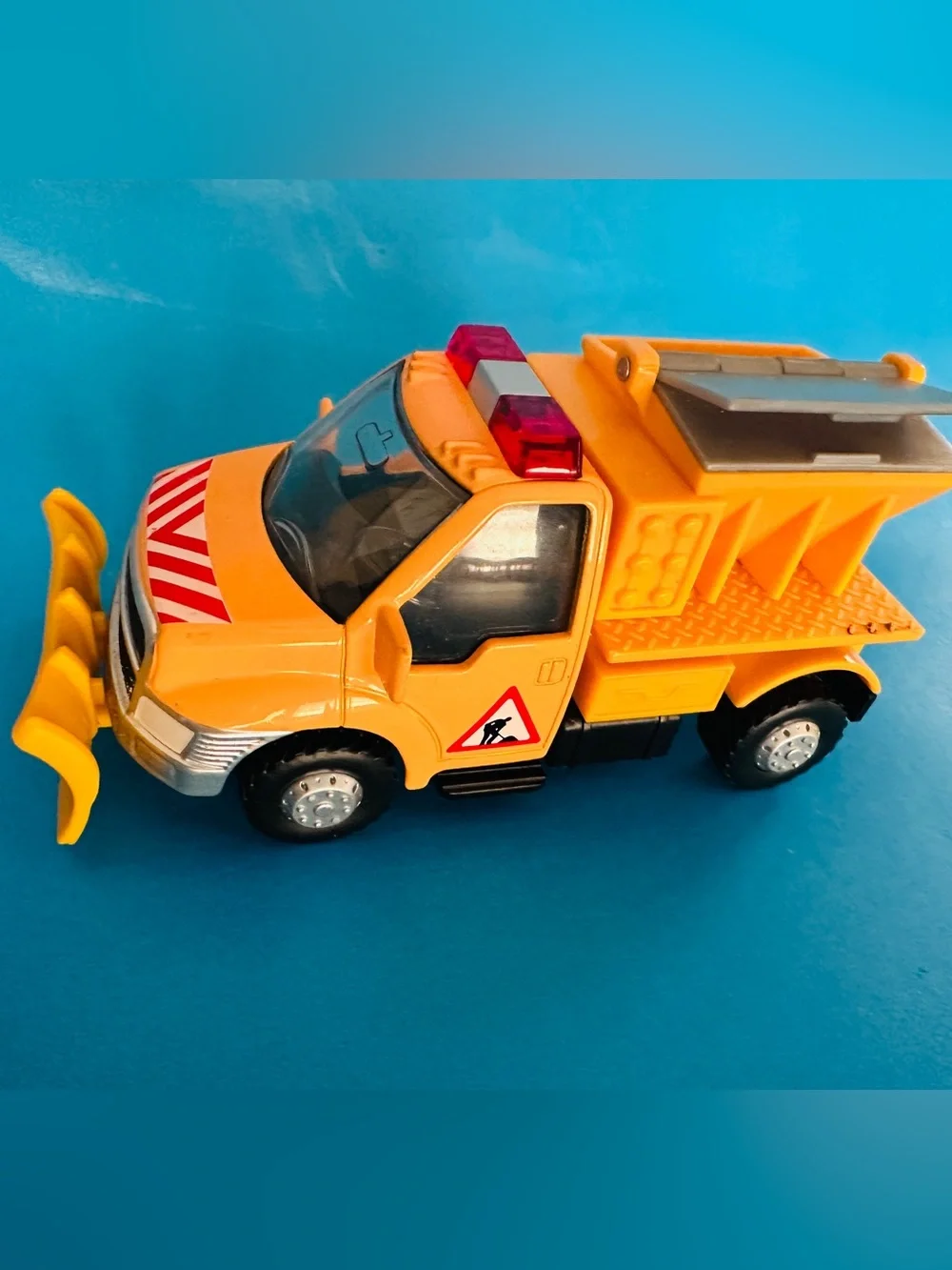 Lil Truckers City Snow Plow & Spreader Die Cast Truck Lil Road Marks Toy 4.75”